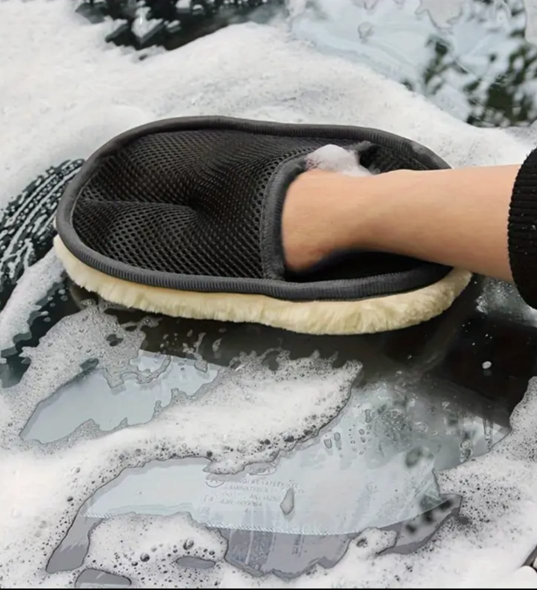 Gentle Detailing and Dusting for Vehicle Maintenance, Car Wash Glove