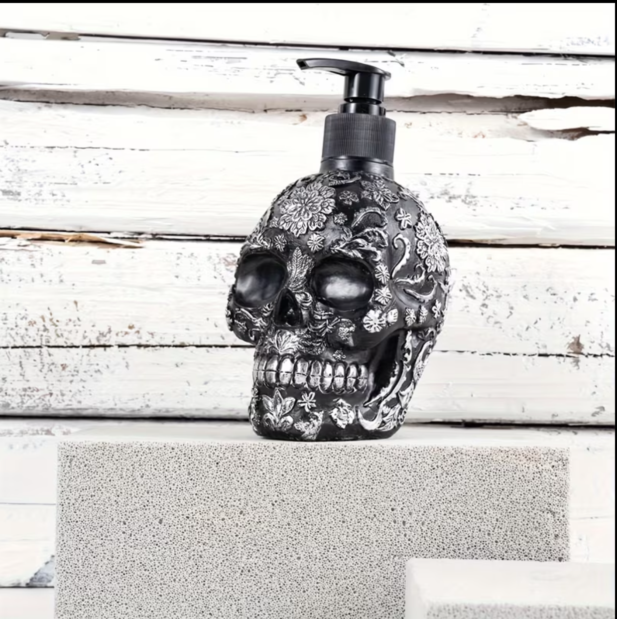 Sabi Style Simulated Rock Shape Ceramic Soap Pump Dispenser 
موزع صابون سيراميك بتصميم حجر طبيعي – أسلوب سابي